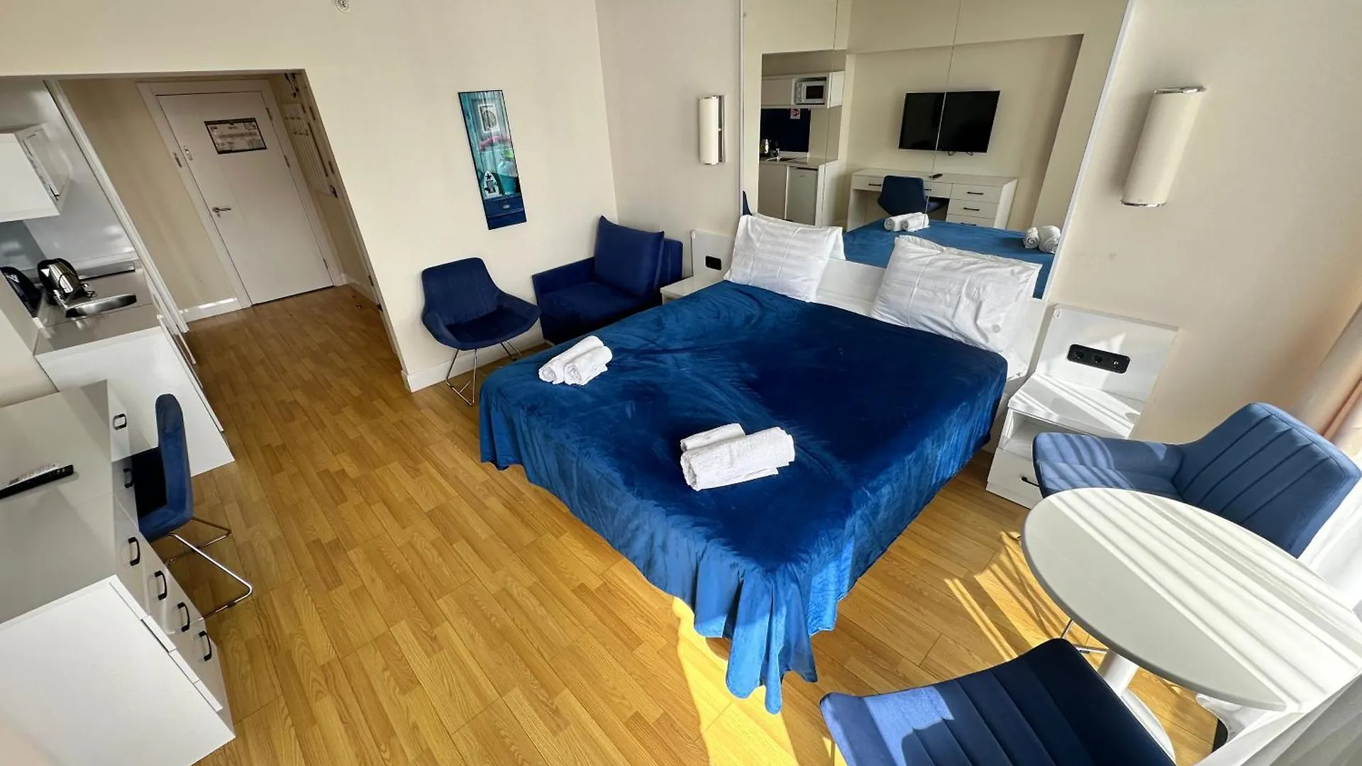 Skyline Studio Apartment Batumi