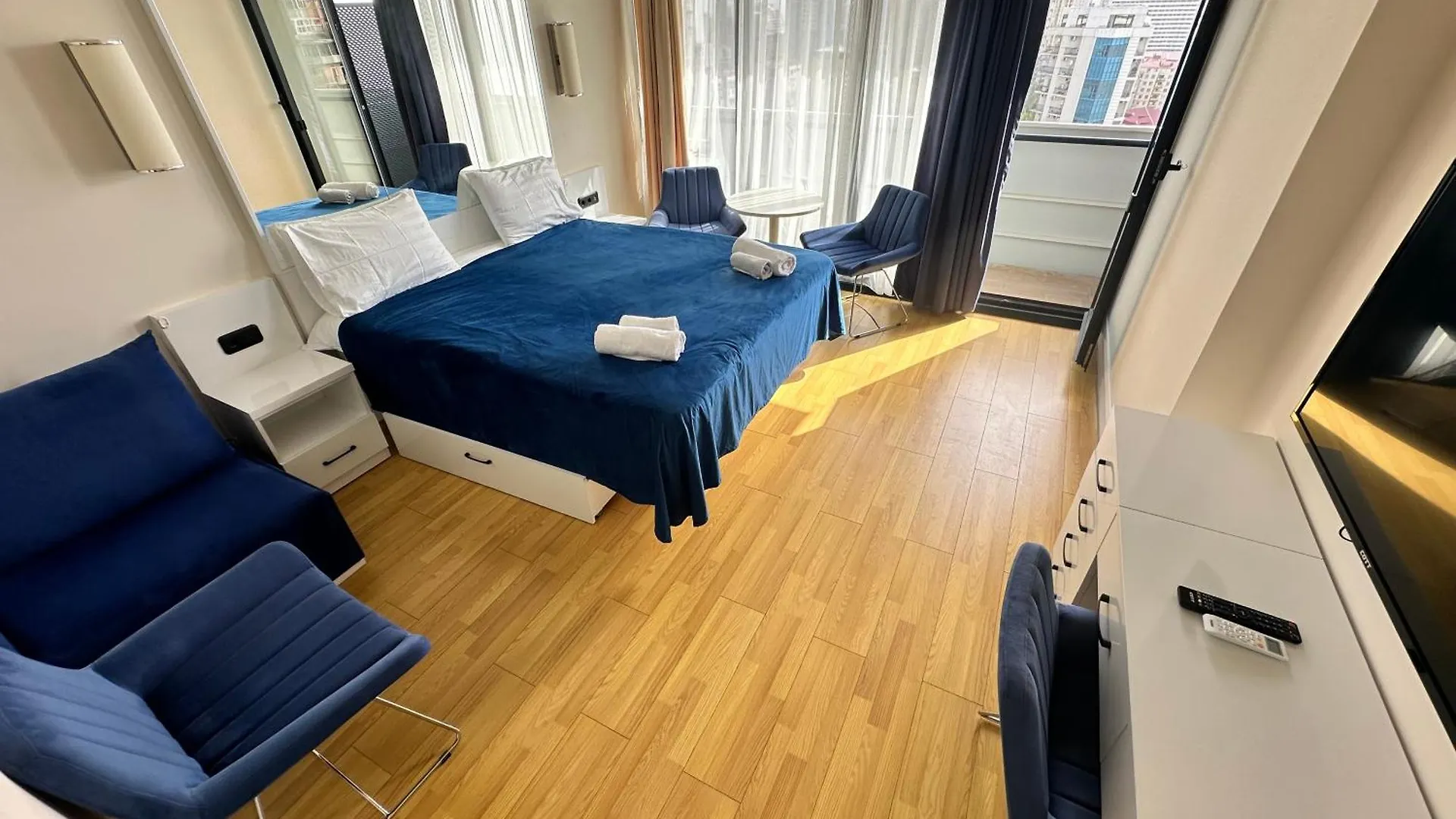 Skyline Studio Apartment Batumi