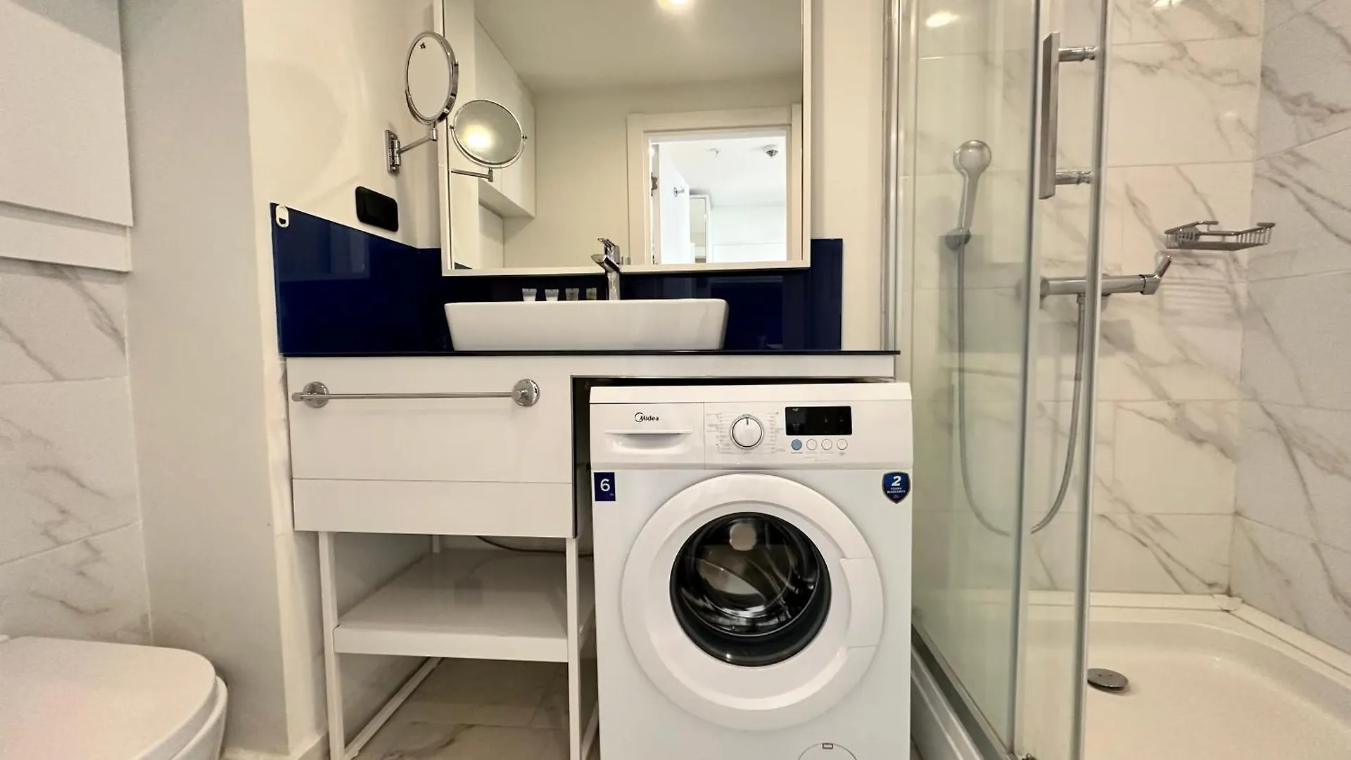 Skyline Studio Apartment Batumi 0*,