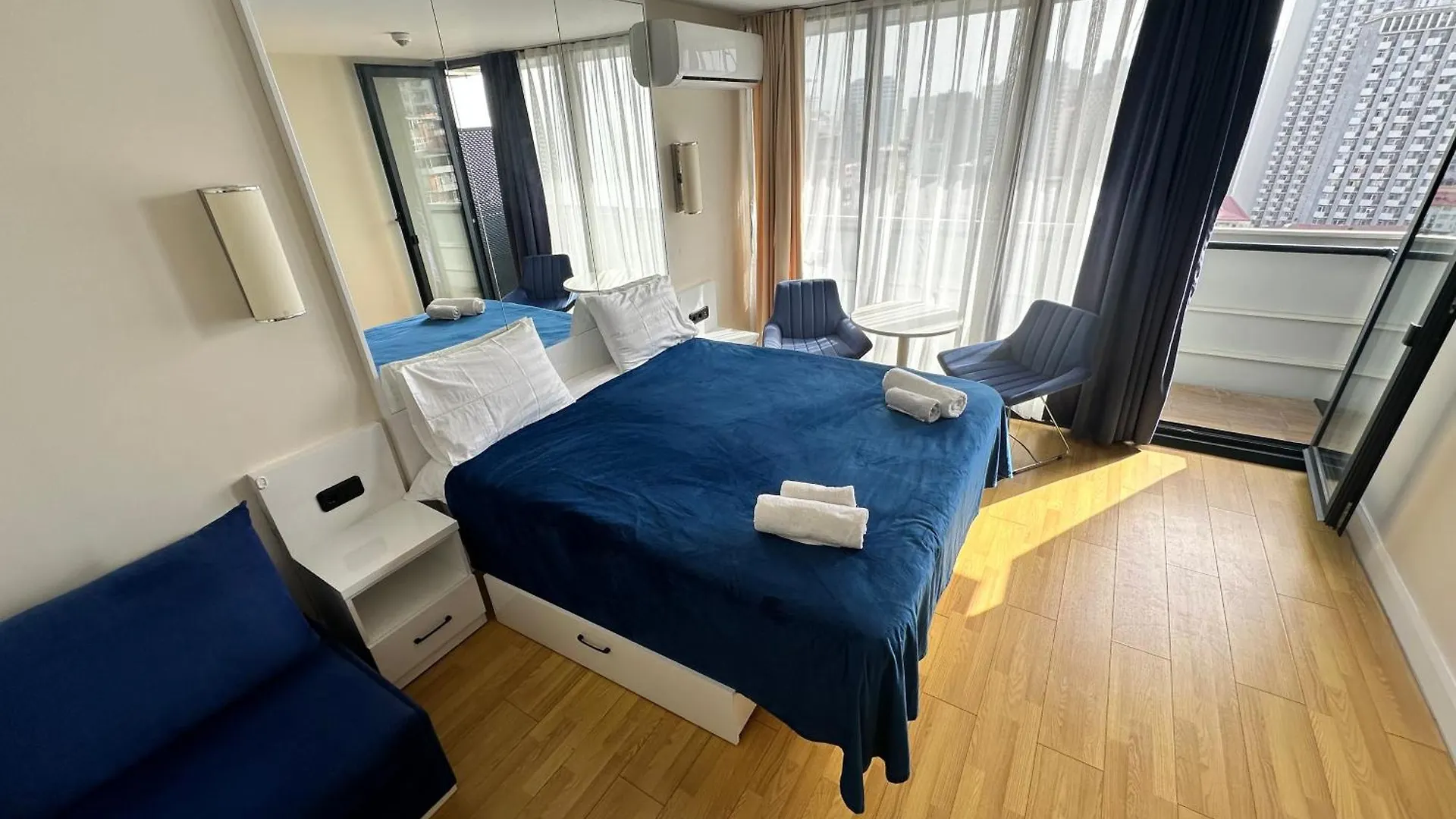 Skyline Studio Apartment Batumi